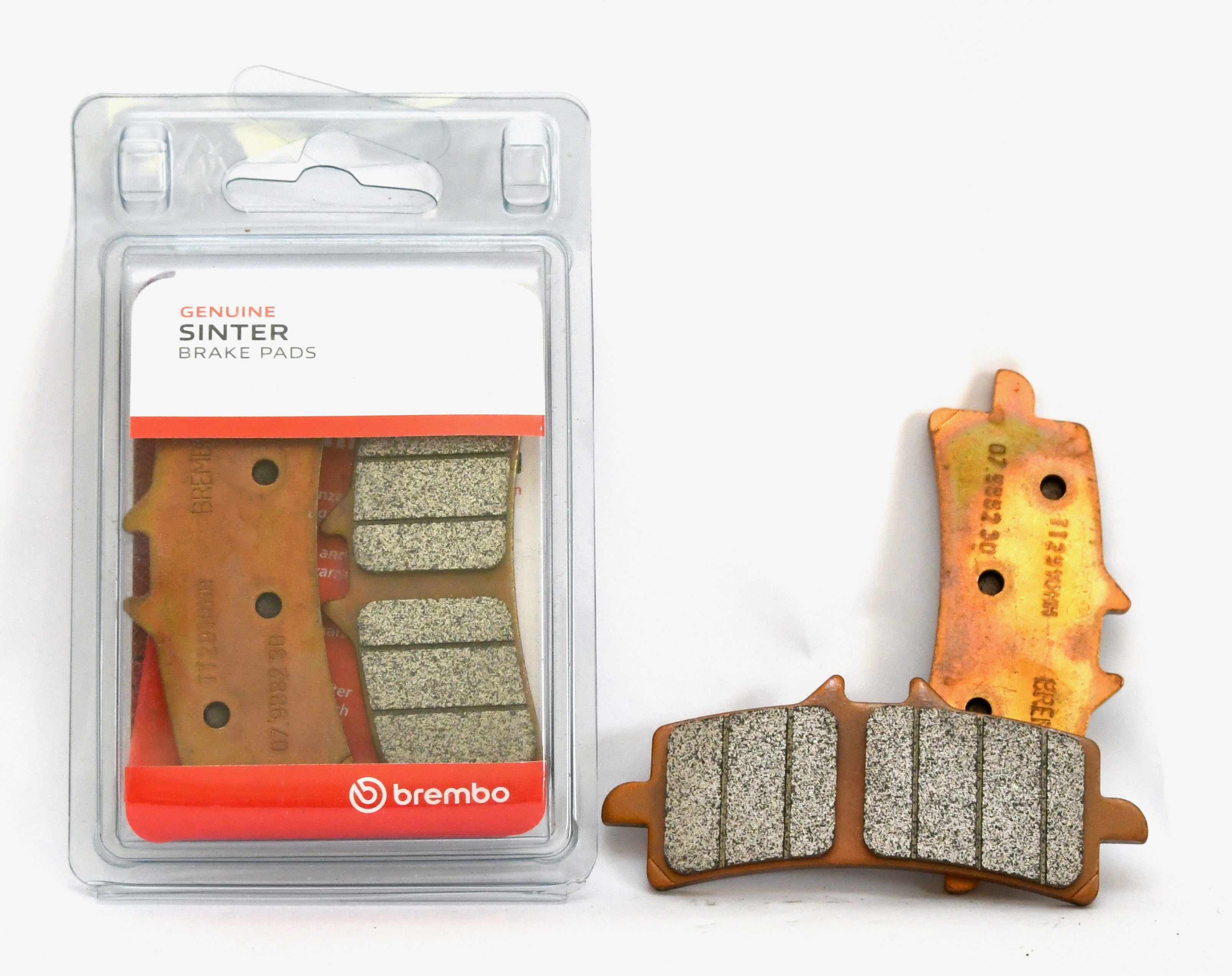 Are Brembo brake pads with pins at edges okay to install